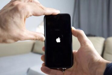 Hard Reboot iPhone