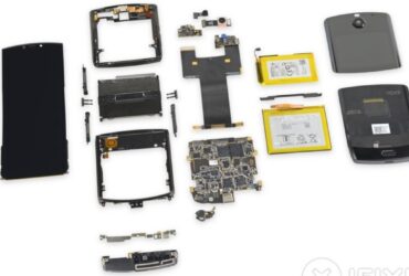 Motorola Razr iFixit