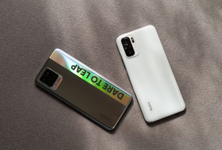 Realme 8 vs Redmi Note 10