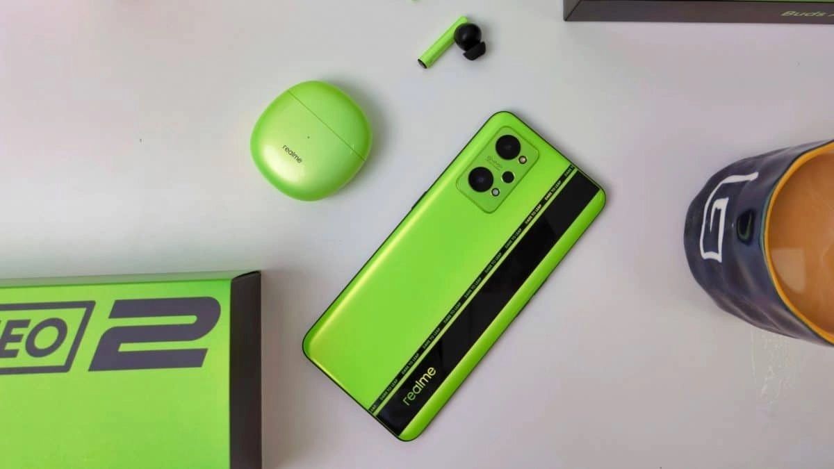 Realme GT Neo2