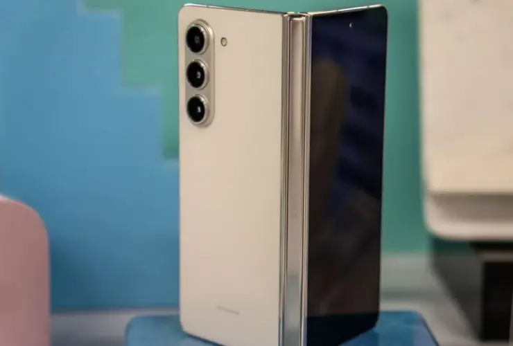 Samsung Galaxy Z Fold 5