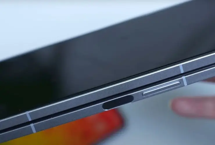 Samsung Galaxy Z Fold 6 Dummy Unit