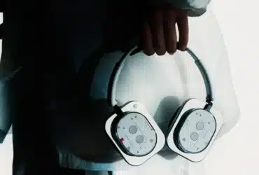 Nothing Headphone (1)