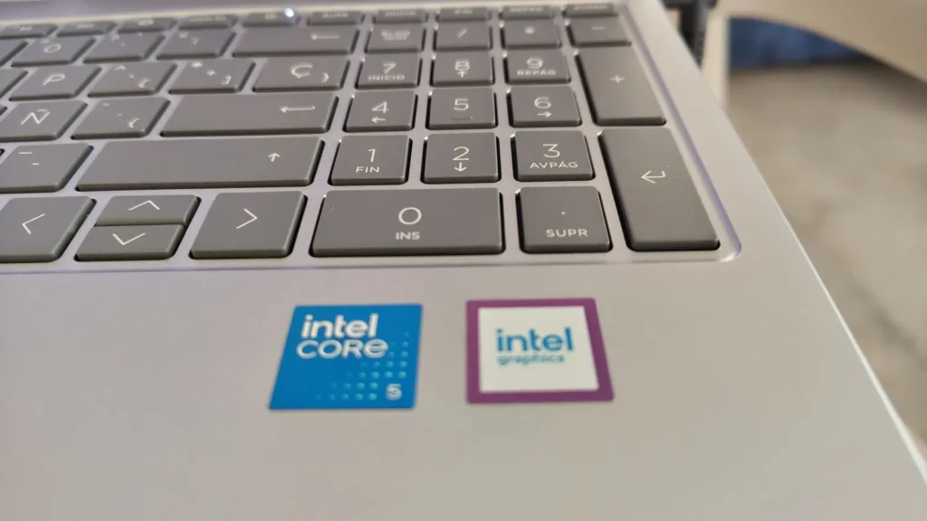 Nothing 4a Pro - Photo Sample (9)