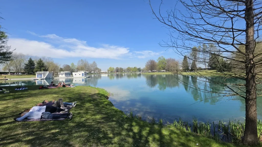 S26 Ultra Photo Sample HowTechIsMade.com (1)