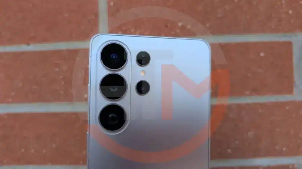 Samsung Galaxy S26 Ultra HowTechIsMade.com (9)